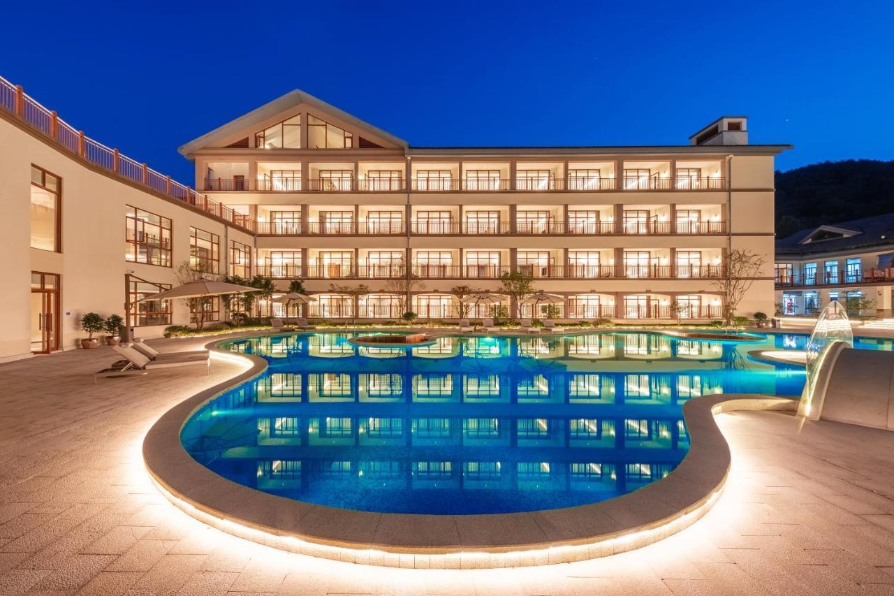Novotel Qiandao Lake Chun'an Exterior photo