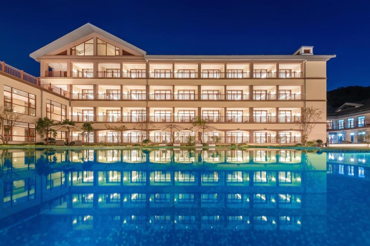 Novotel Qiandao Lake Chun'an Exterior photo